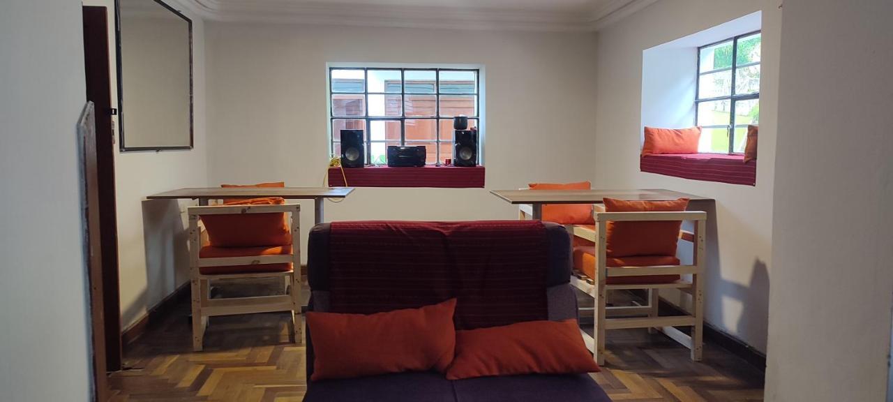Hostel Tupac Yupanqui House Cuzco Zewnętrze zdjęcie