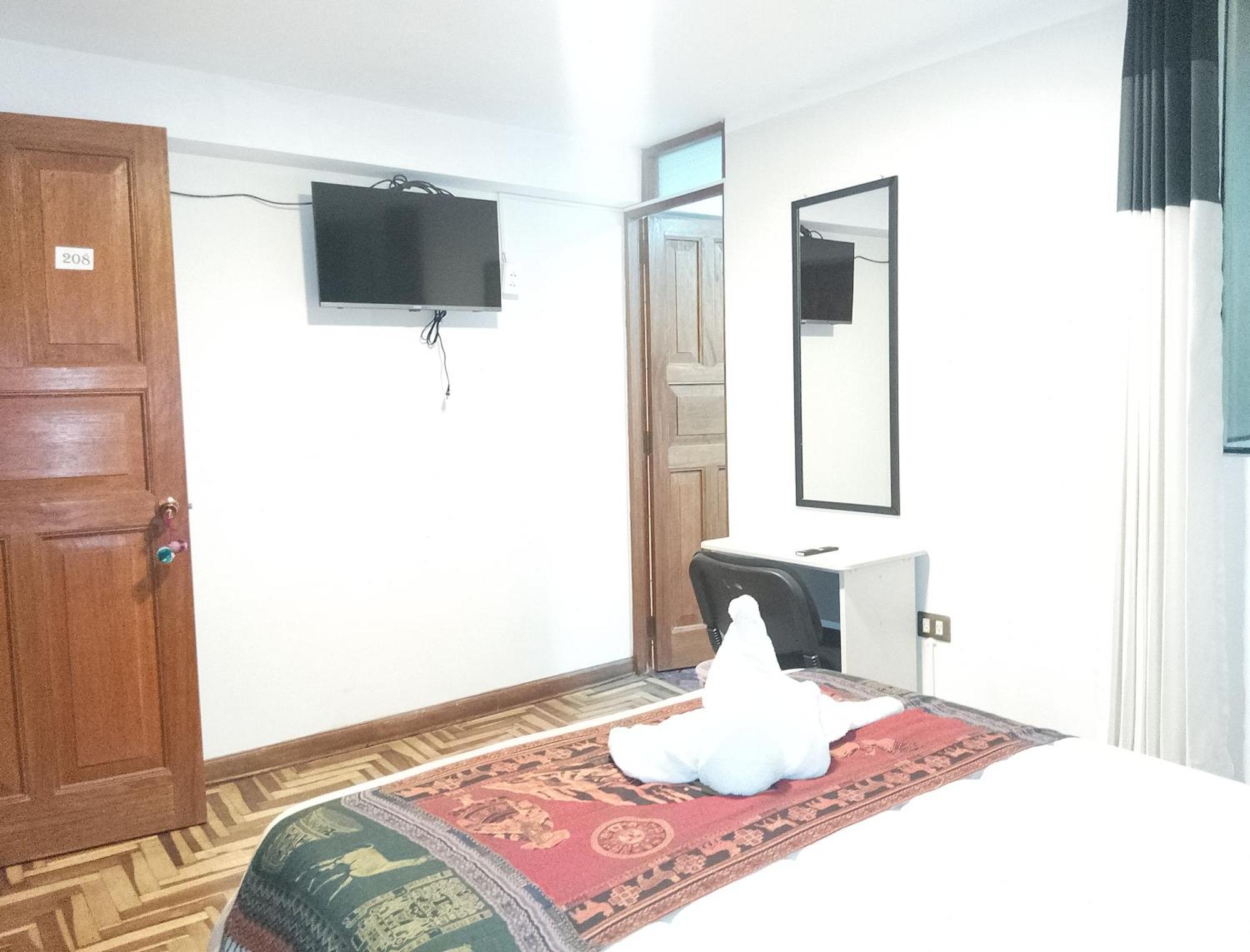 Hostel Tupac Yupanqui House Cuzco Zewnętrze zdjęcie