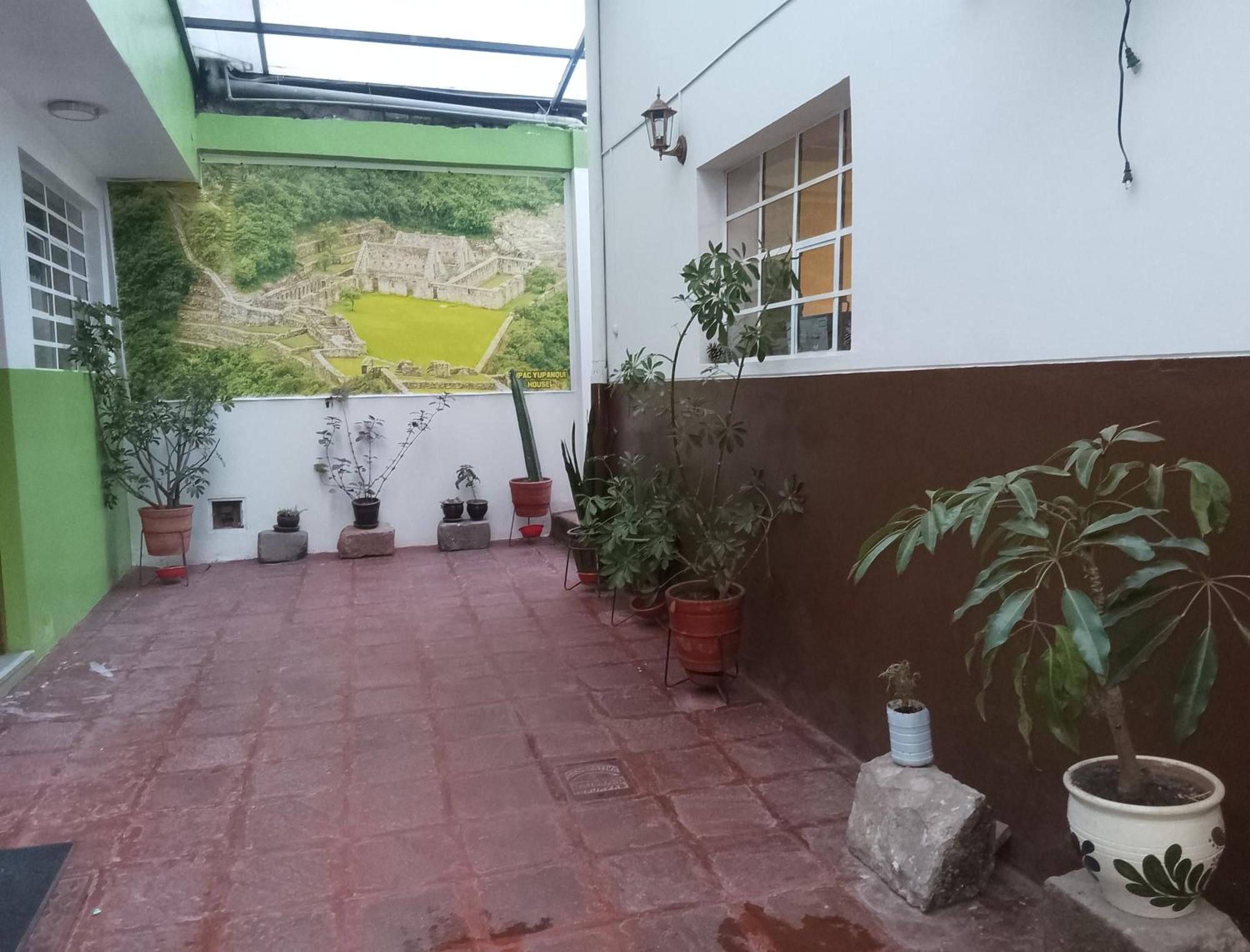 Hostel Tupac Yupanqui House Cuzco Zewnętrze zdjęcie